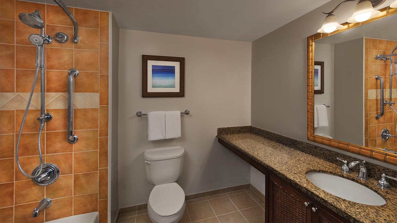 3rd Bathroom (3-Bedroom Villa)